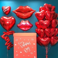Коробка с шарами "Романтичный поцелуй"